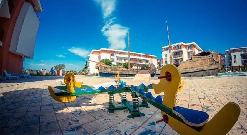 PRIVILEGE FORT BEACH