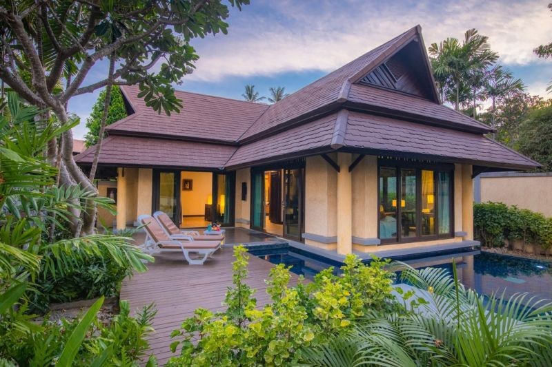 pool villa suite