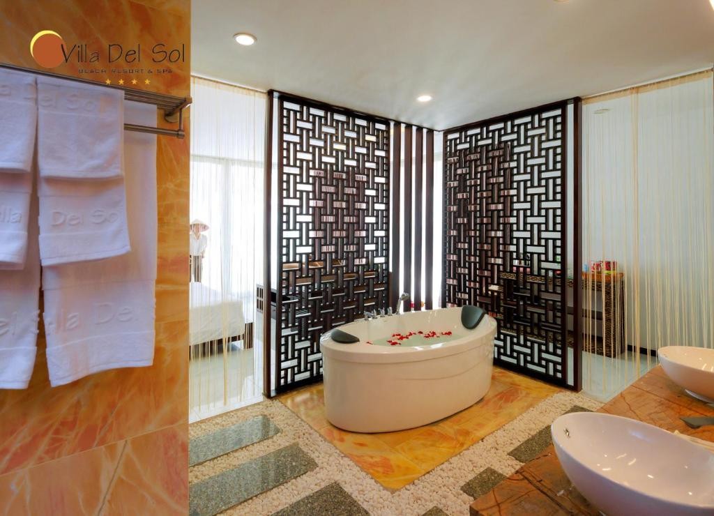 VILLA DEL SOL BEACH RESORT & SPA