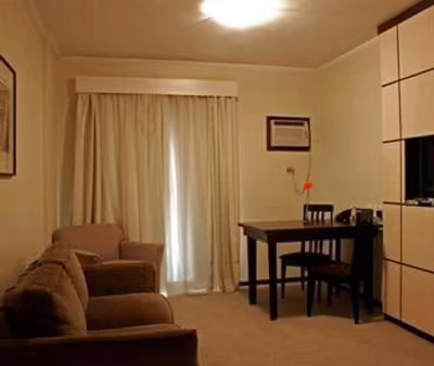 BLUE TREE TOWERS CURITIBA