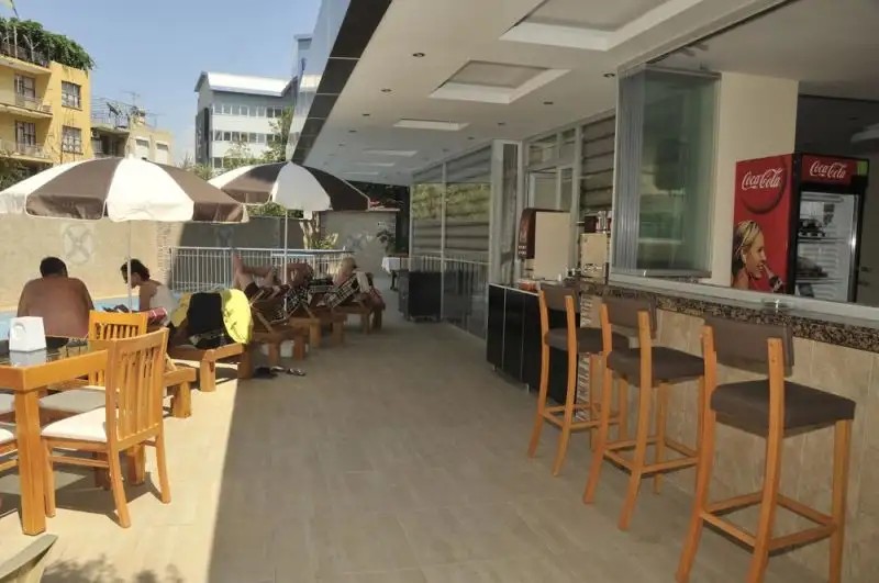 MONTE CARLO PARK HOTEL