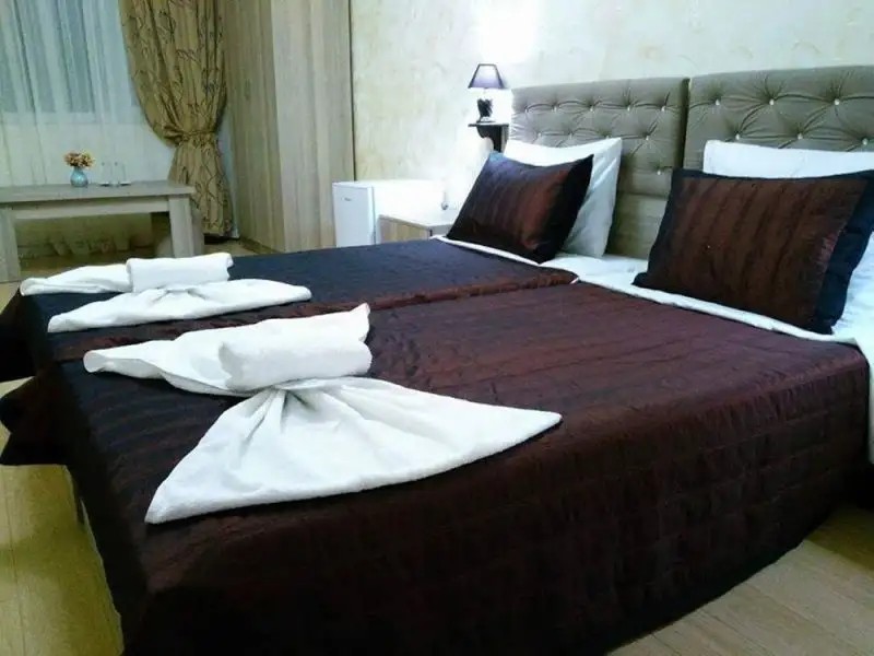 PENTHOUSE HOTEL
