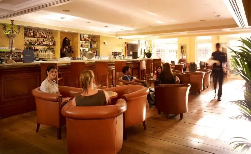 PARK PLAZA SHERLOCK HOLMES LONDON