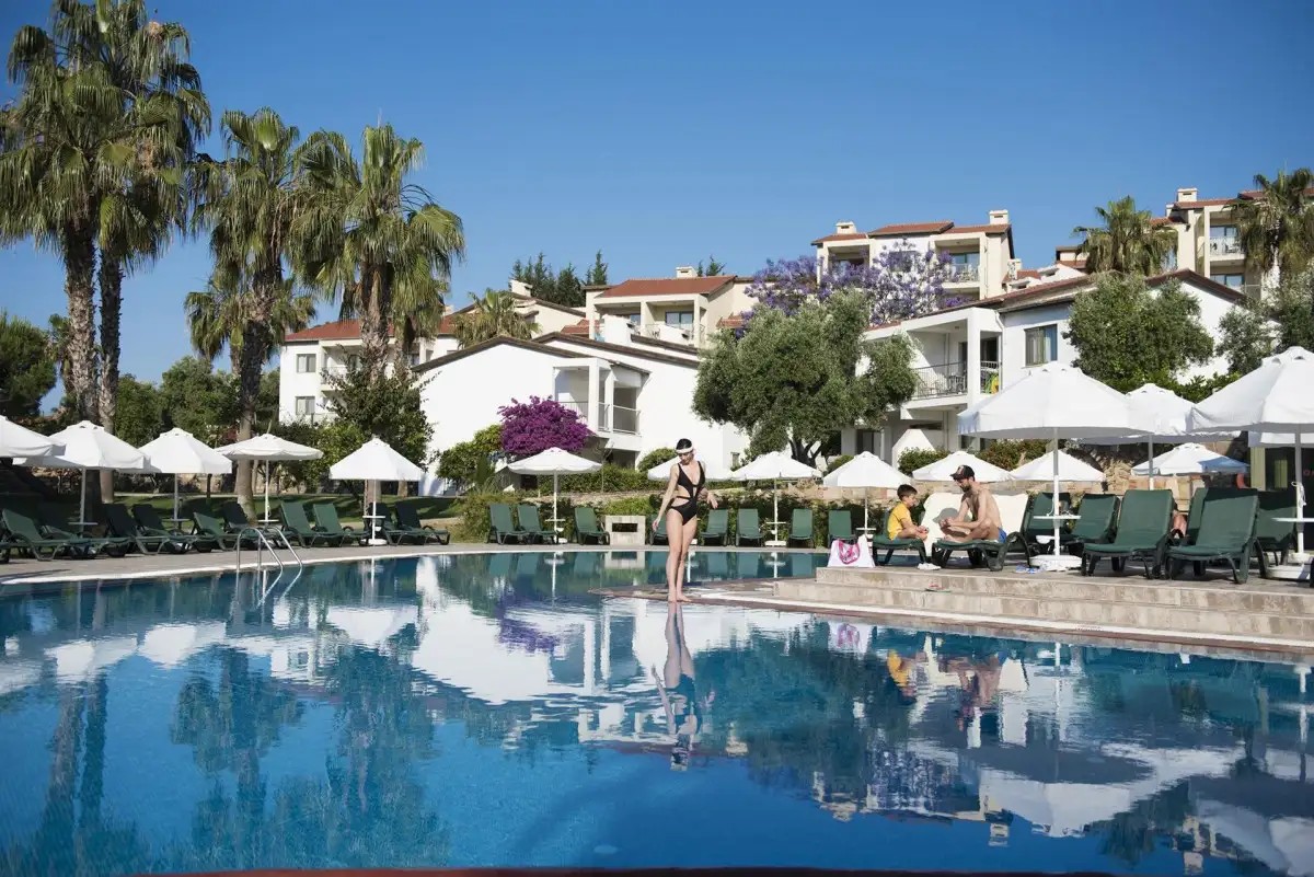 ARUM BARUT COLLECTION