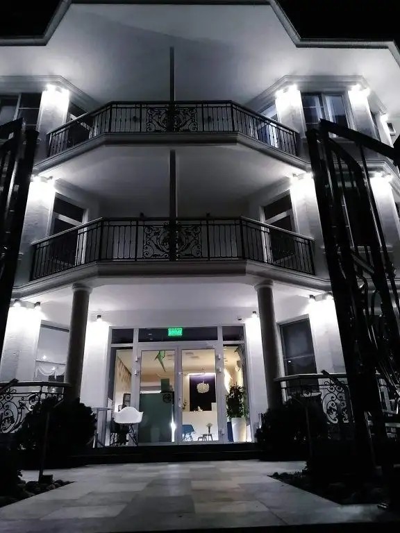 BLUE MARINE HOTEL