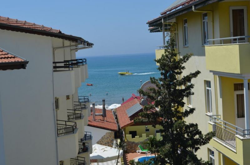 DELPHIN APART HOTEL