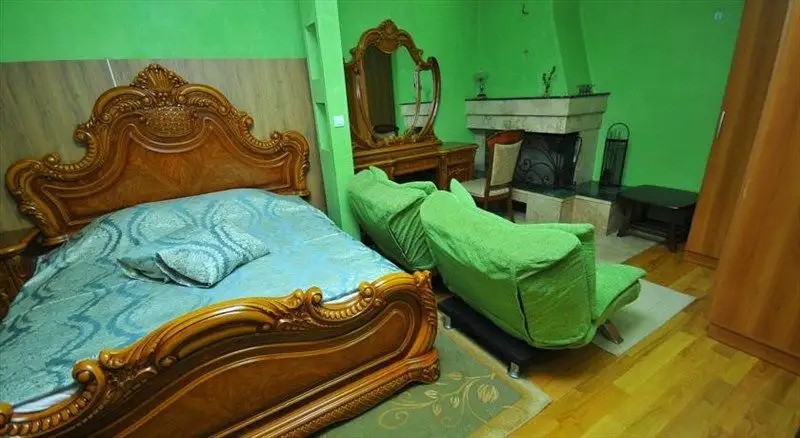 BLACK SEA HOUSE