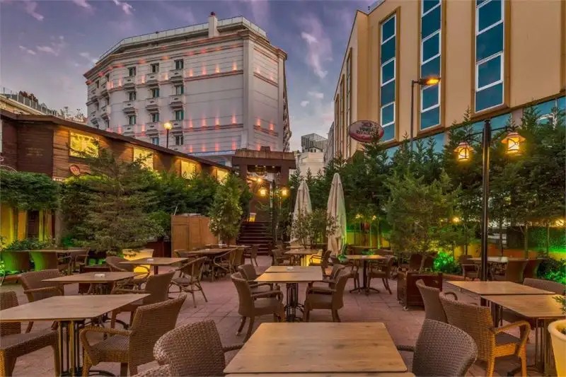 VICENZA HOTEL LALELI