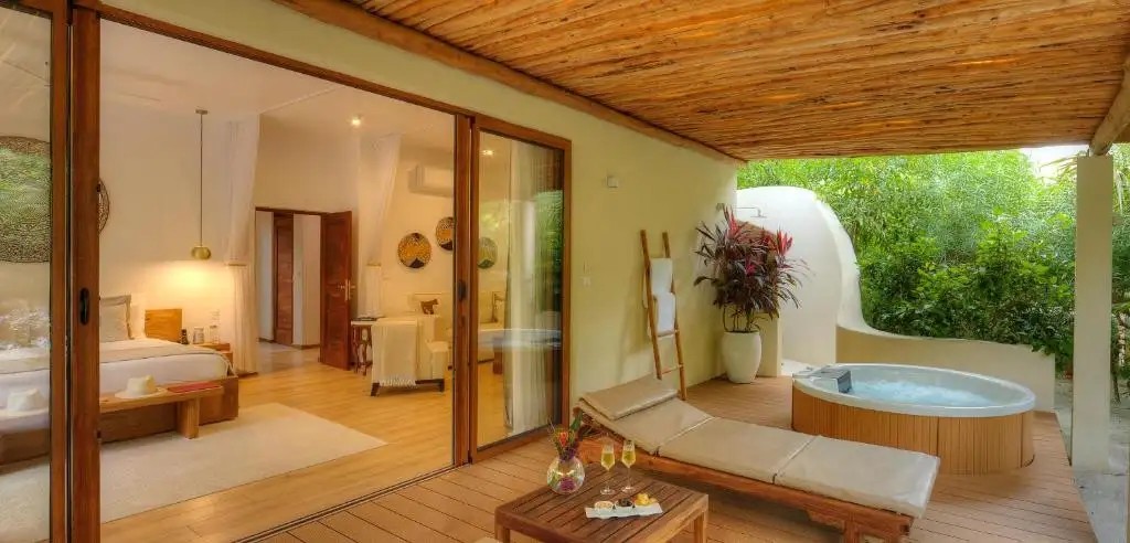 WHITE SAND LUXURY VILLAS & SPA