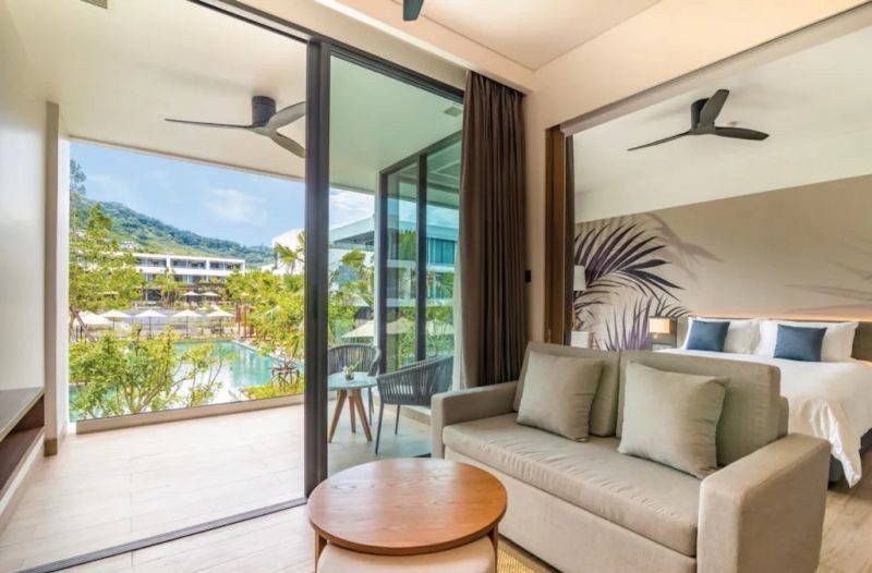 1 bedroom suite pool view