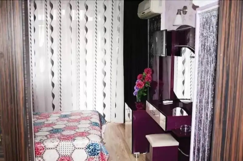 MELLES HOTEL & APART