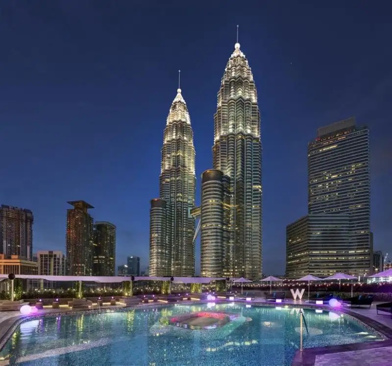 W KUALA LUMPUR