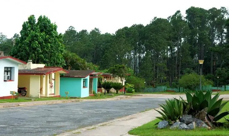 VILLA CABURNI