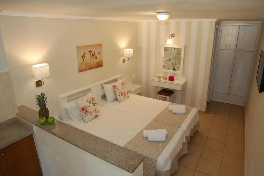 BLUE SKY APARTMENTS MALIA