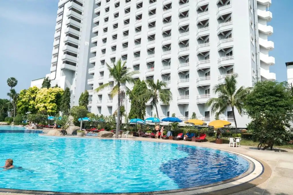 GRAND JOMTIEN PALACE