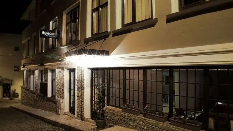 RUMOURS INN HOTEL
