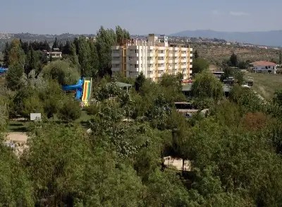 FLORA SUITES