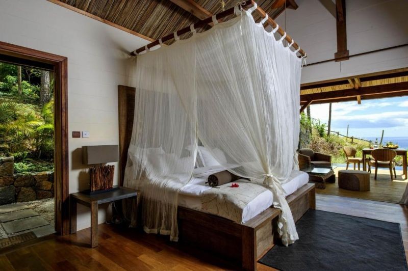 seaview pool suite
