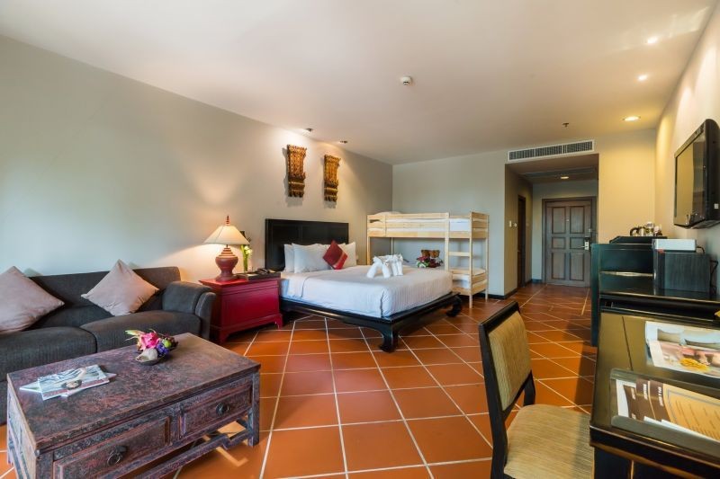dor-shada ocean view family
