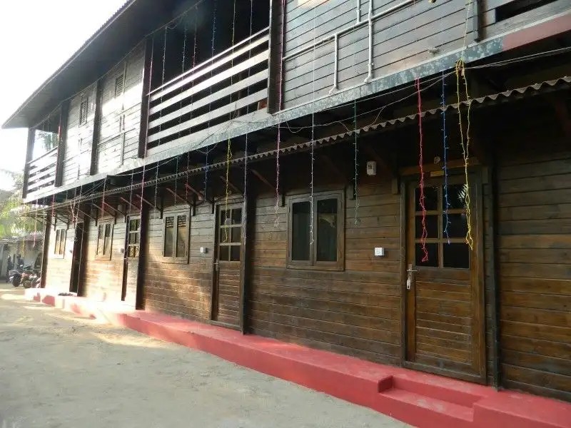 PELO MAR CHALE