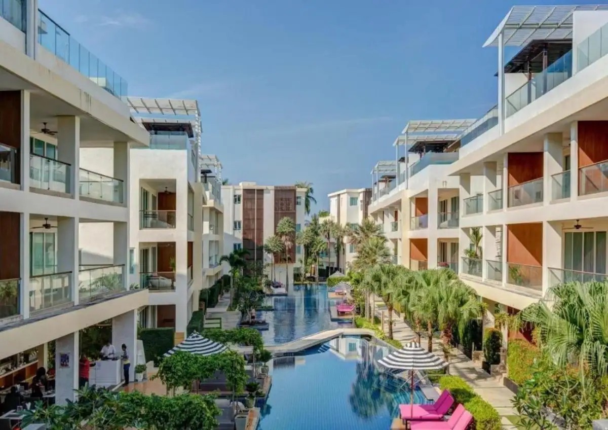 CENTARA PELICAN BAY RESIDENCE & SUITES KRABI