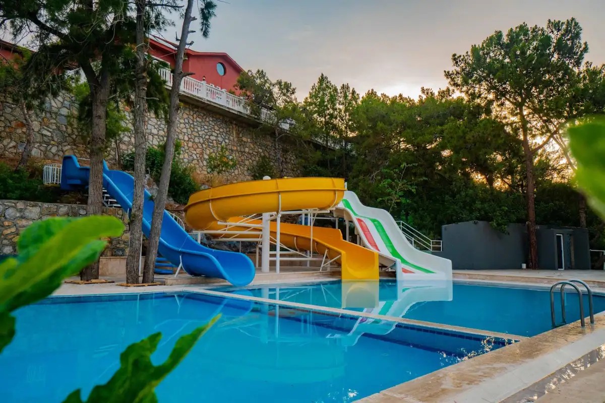 SENZA GARDEN HOLIDAY CLUB (EX. LARISSA HILL BEACH)