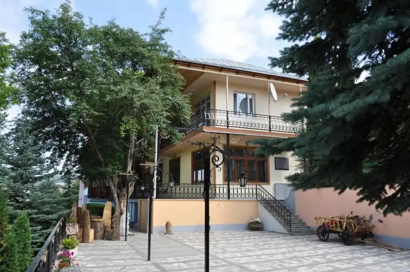 CASANOVA INN