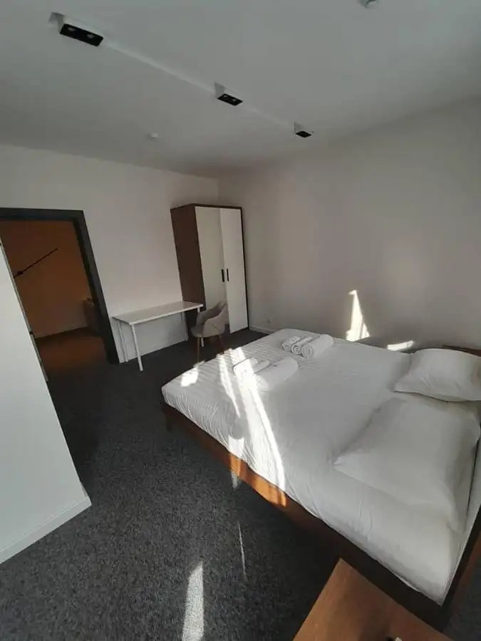 HOTEL 78 CAFE (ОТЕЛЬ 78 КАФЕ)