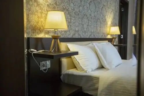 OTIUMS HOTEL