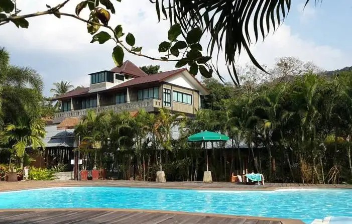 GREEN VIEW VILLAGE RESORT