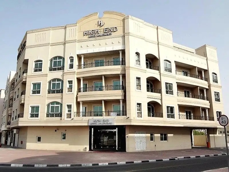 HIGH END HOTEL APARTMENTS LCC