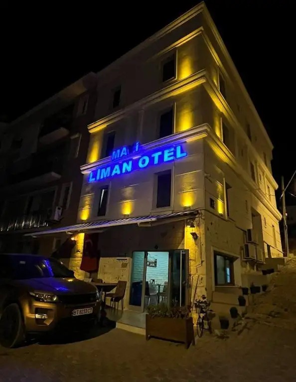 MAVI LIMAN OTEL