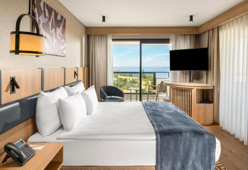 deluxe queen sea view