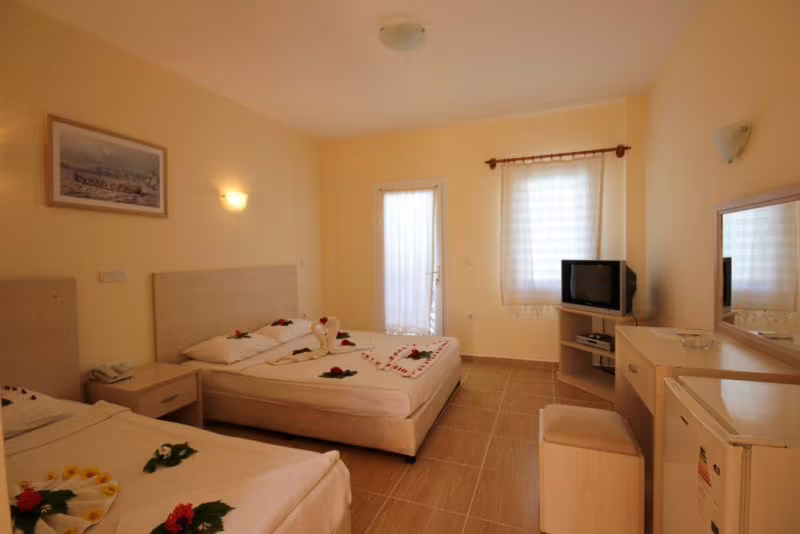 SUMMER SUN BEACH HOTEL