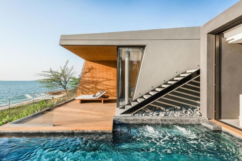 beachfront grand pool villa
