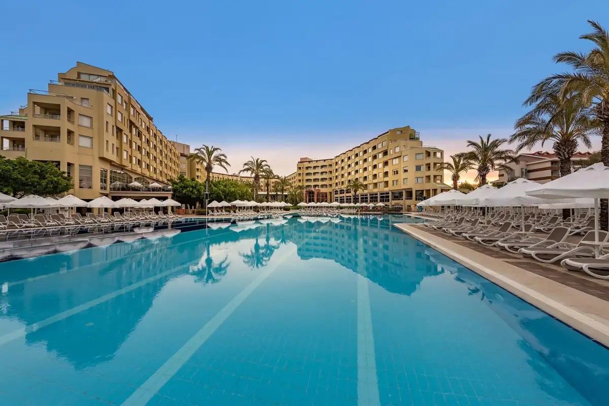 SELECTUM FAMILY RESORT SIDE (EX. SILENCE BEACH RESORT)