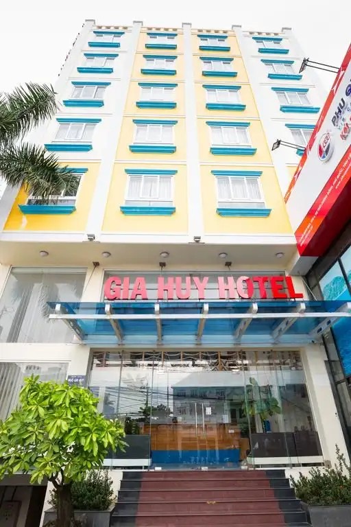 GIA HUY HOTEL (EX. LIGHTHOUSE)