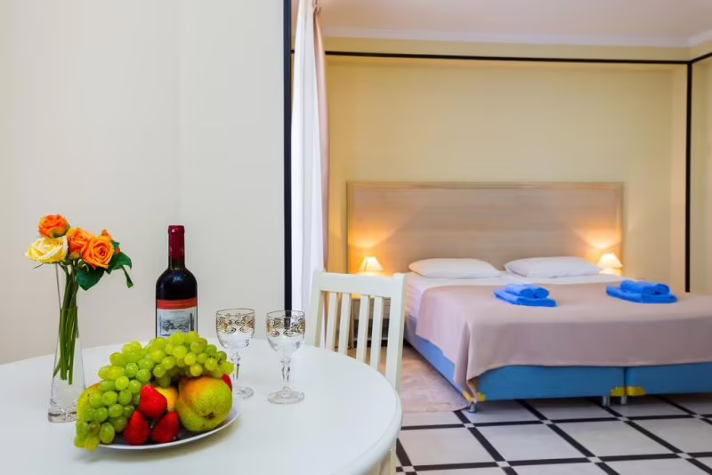 BE MY GUEST HOTEL (BMG HOTEL)