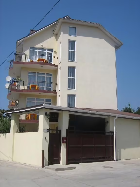АФАЛИНА АДЛЕР