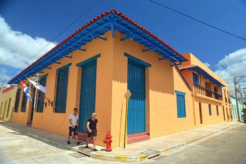 HOTEL E CABALLERIZA