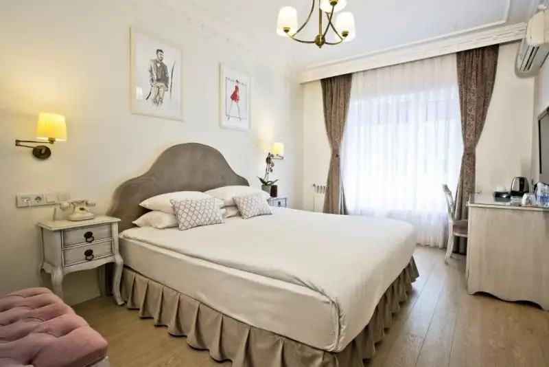 LA VILLA BLANCHE
