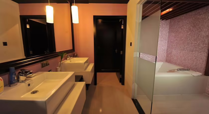 ELEGANCE BUND HOTEL SHANGHAI GUANGDONG ROAD