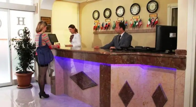 SIMPER HOTEL