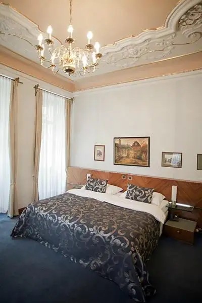 POD VEZI