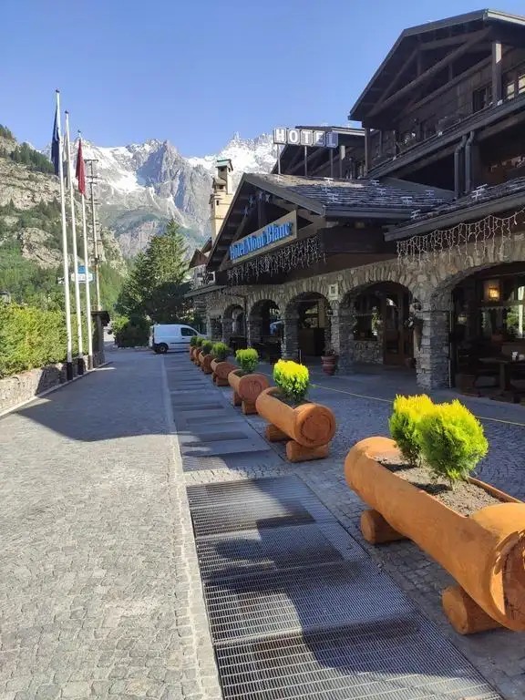 IH HOTELS MONT BLANC COURMAYEUR (EX. CLUB MONT BLANC COURMAYEUR)