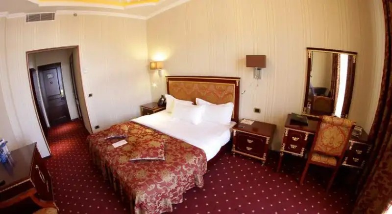 GOLDEN PALACE RESORT & SPA