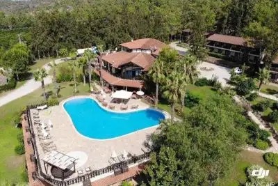 HOTEL BERKE RANCH & NATURE