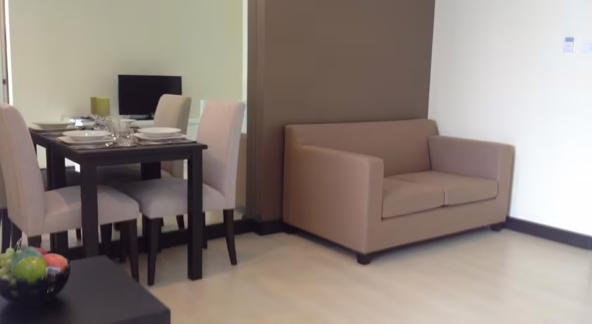 DEMETER RESIDENCES SUITES