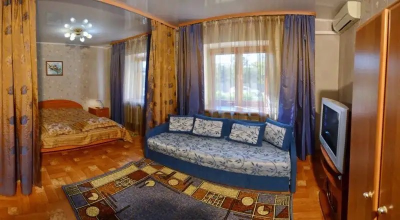 МИНИ-ОТЕЛЬ НА КУЗНЕЧНОЙ