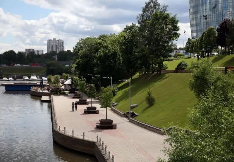 COUNTRY PARK (КАНТРИ ПАРК)